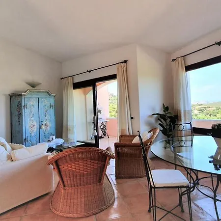 Monica Luxury House *