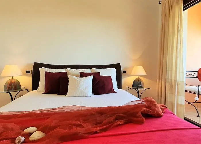 Monica Luxury House Holiday home