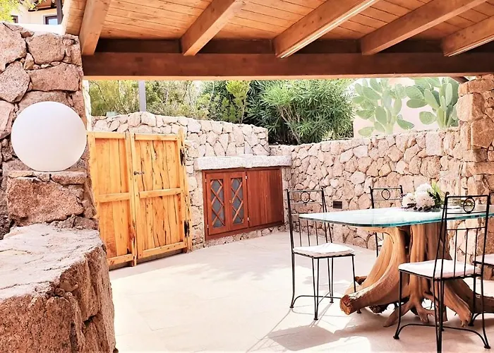 Monica Luxury House *